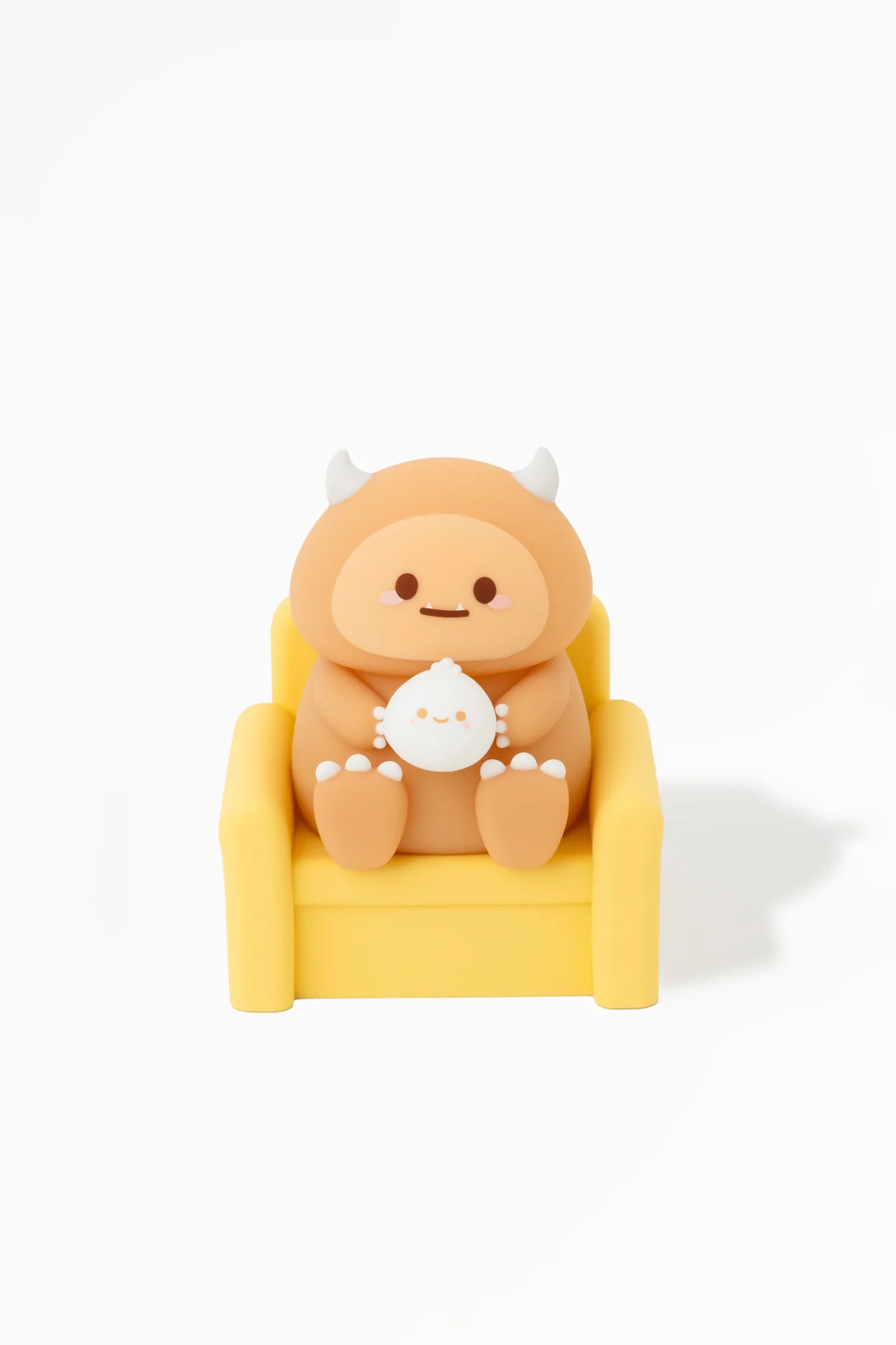 Hank Yeti Mix N Match Couch Ambient Light - Image 2