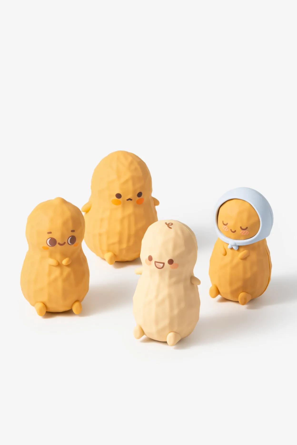 Smoko Peanut Familia Blind Box Figure - Image 3